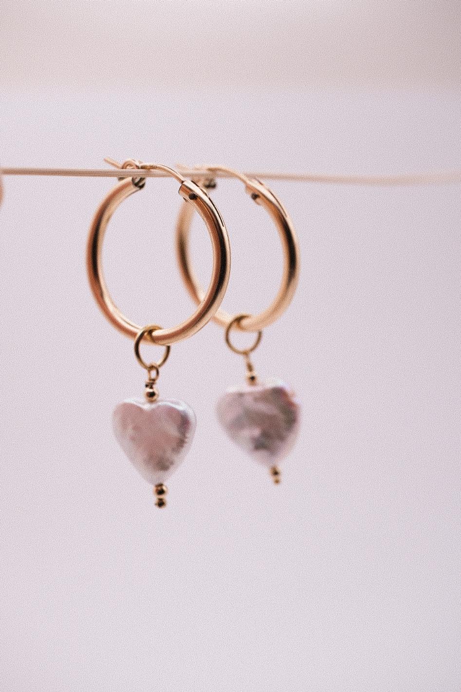 Coffret Chaîne + créoles + pendentifs