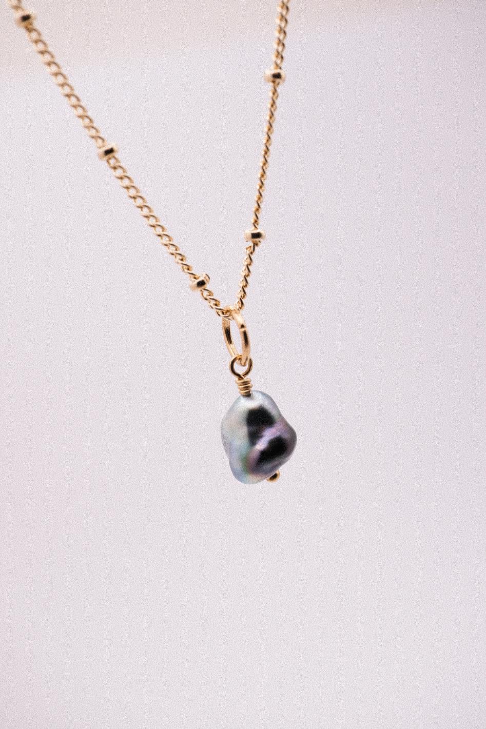 Pendentif Keshi de tahiti