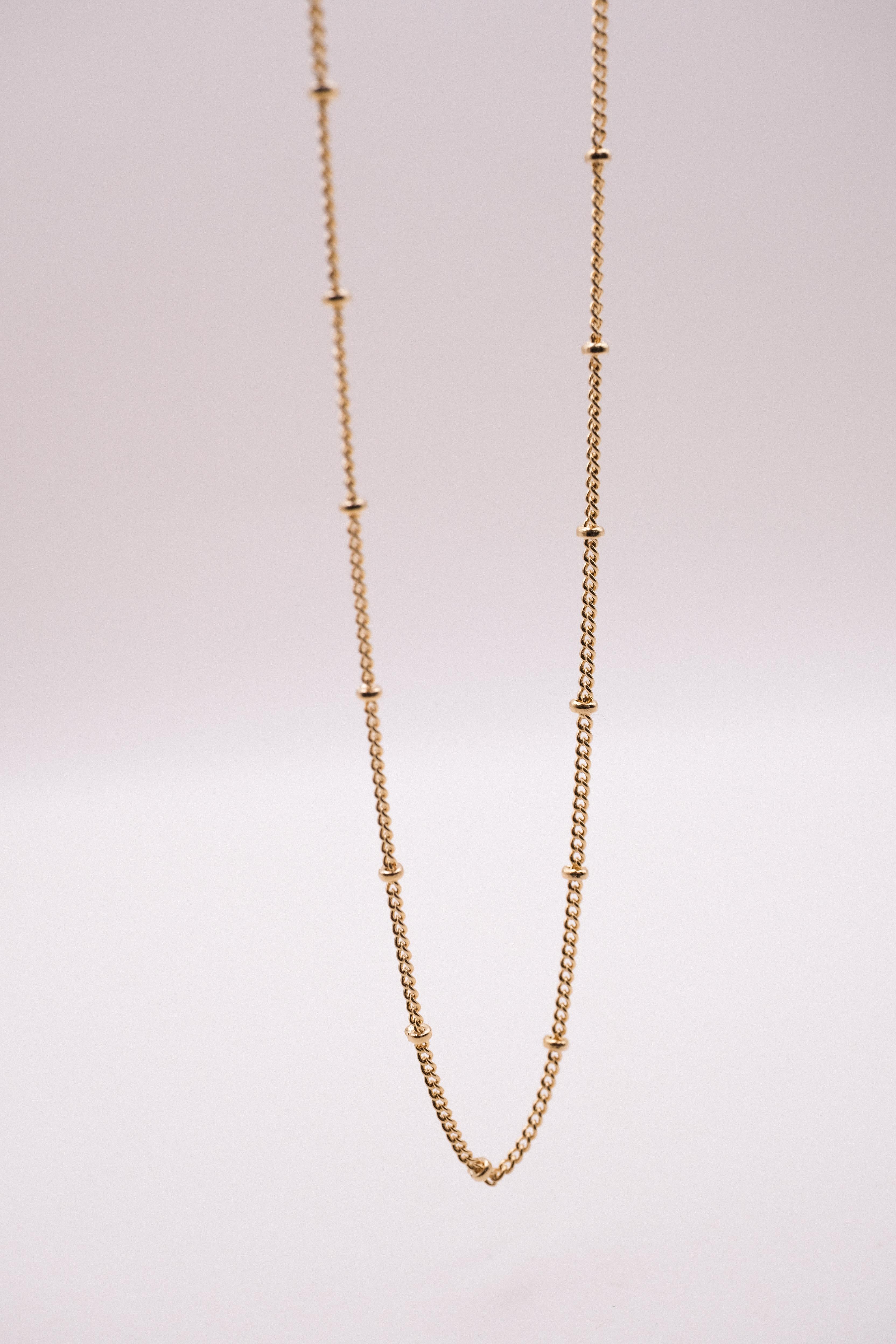 Chaîne satellite pour pendentif